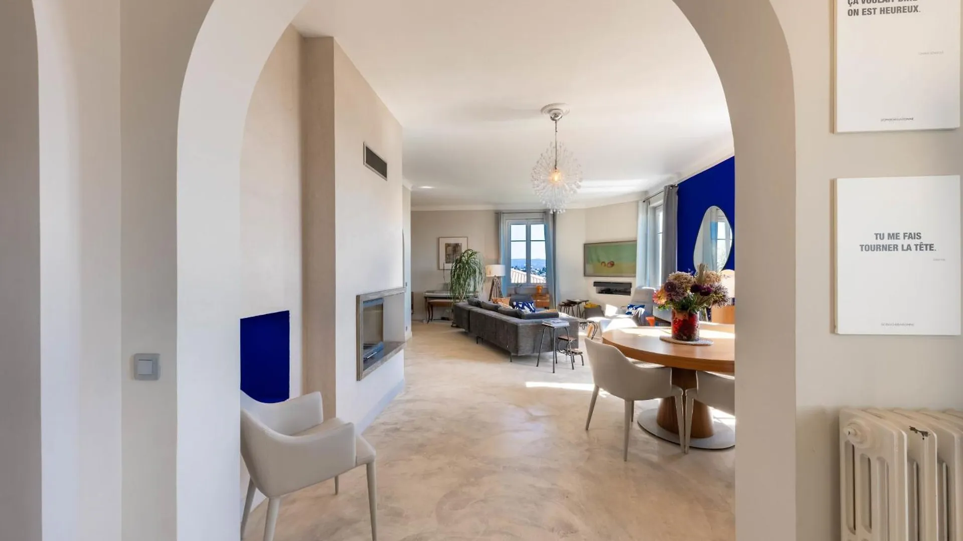 Beautiful Villa - Garden - Pool - Sea View ニース 0*,  フランス